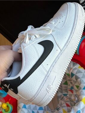 Nike White Leather Sneaker with Black Swoosh